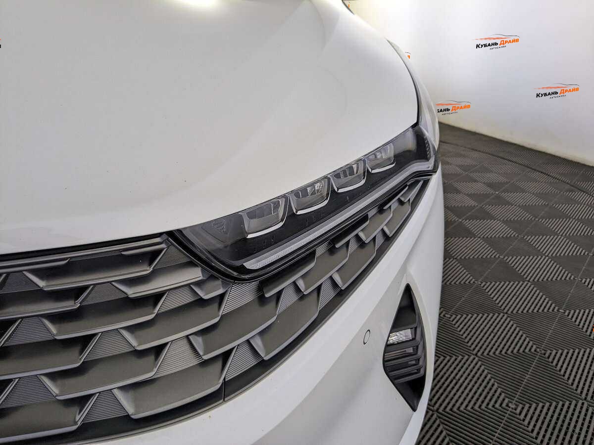 Kia K5 2020 года с пробегом. Фото: #10