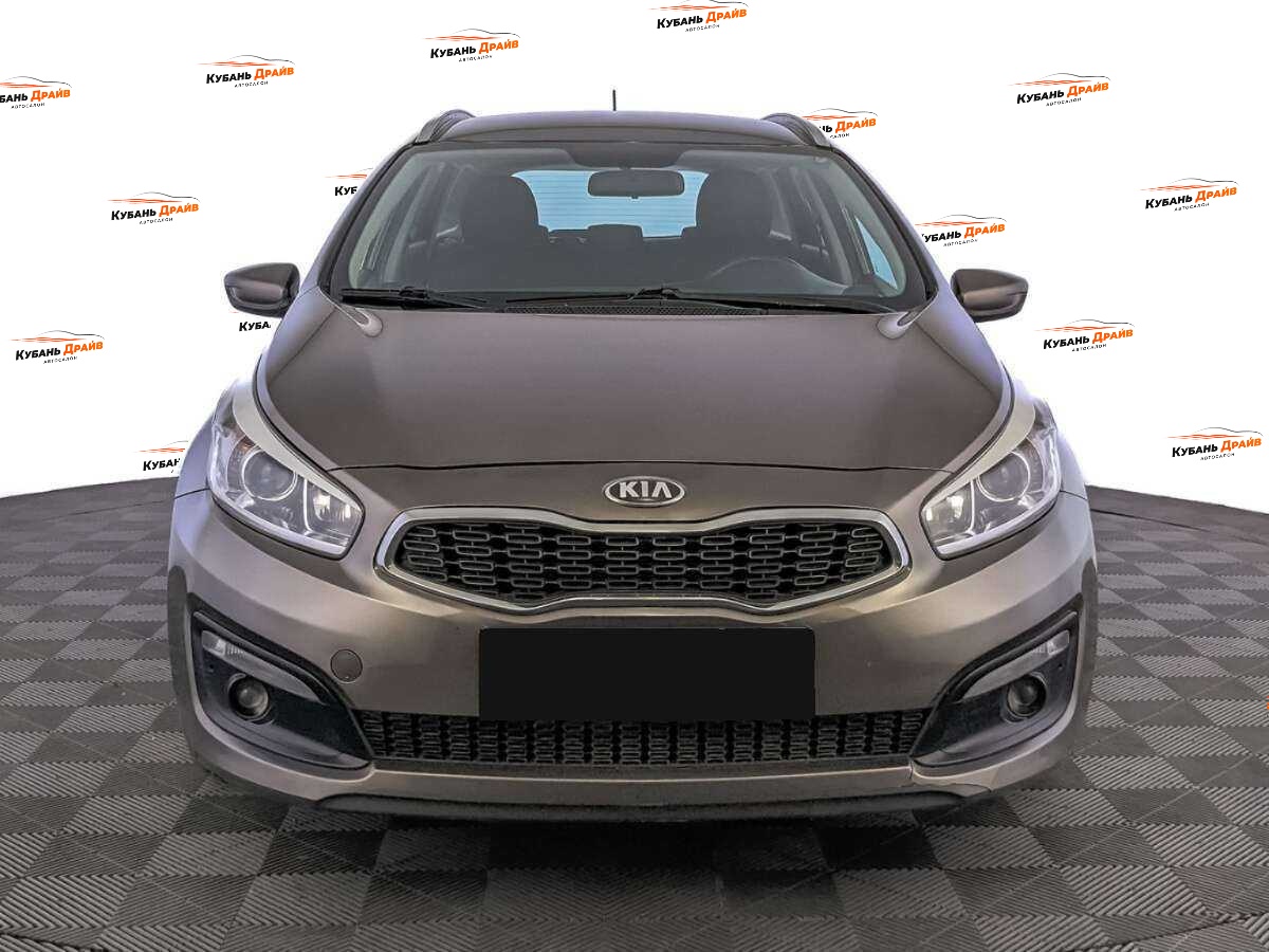 Kia Ceed 2015 года с пробегом. Фото: #1