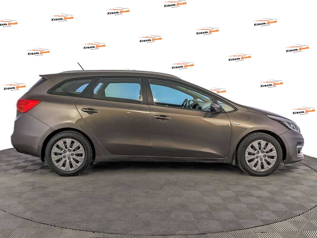 Kia Ceed 2015 года с пробегом. Фото: #3