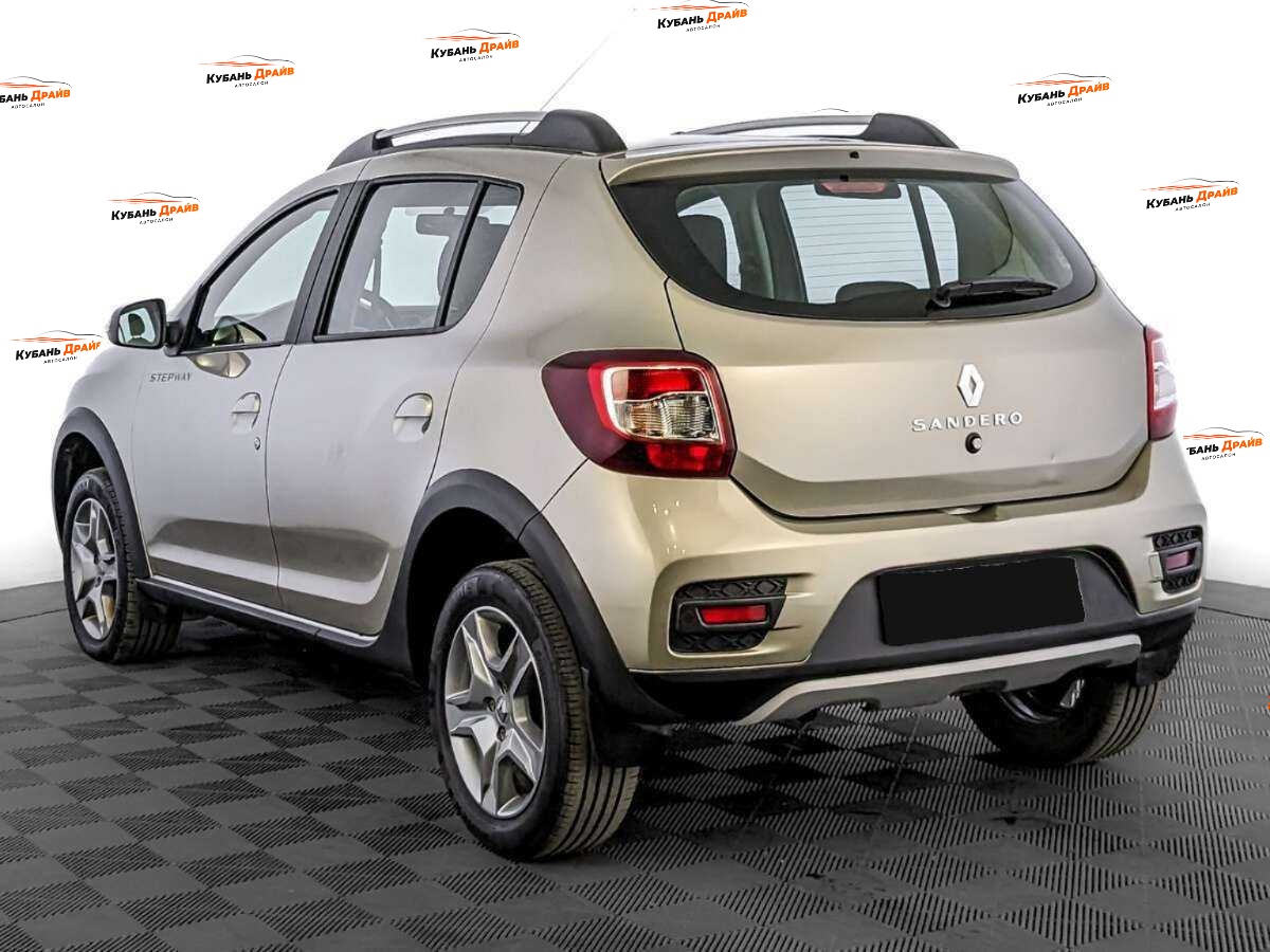 Renault Sandero 2021 года с пробегом. Фото: #6
