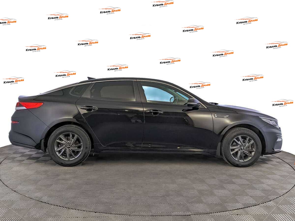 Kia Optima 2018 года с пробегом. Фото: #3