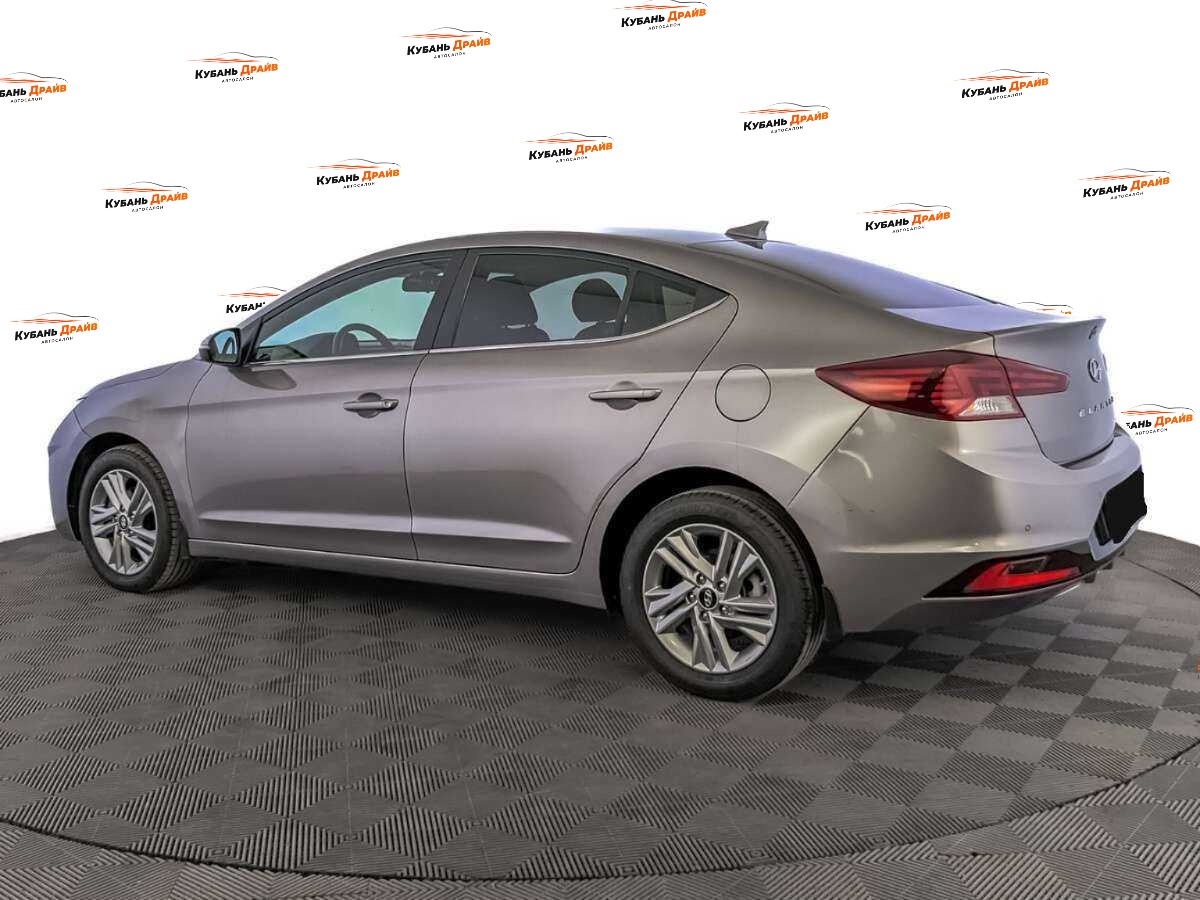 Hyundai Elantra 2019 года с пробегом. Фото: #6