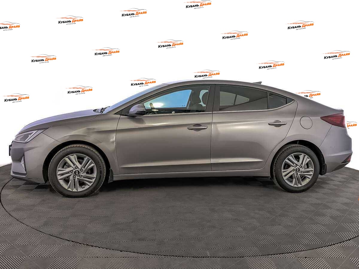 Hyundai Elantra 2019 года с пробегом. Фото: #7