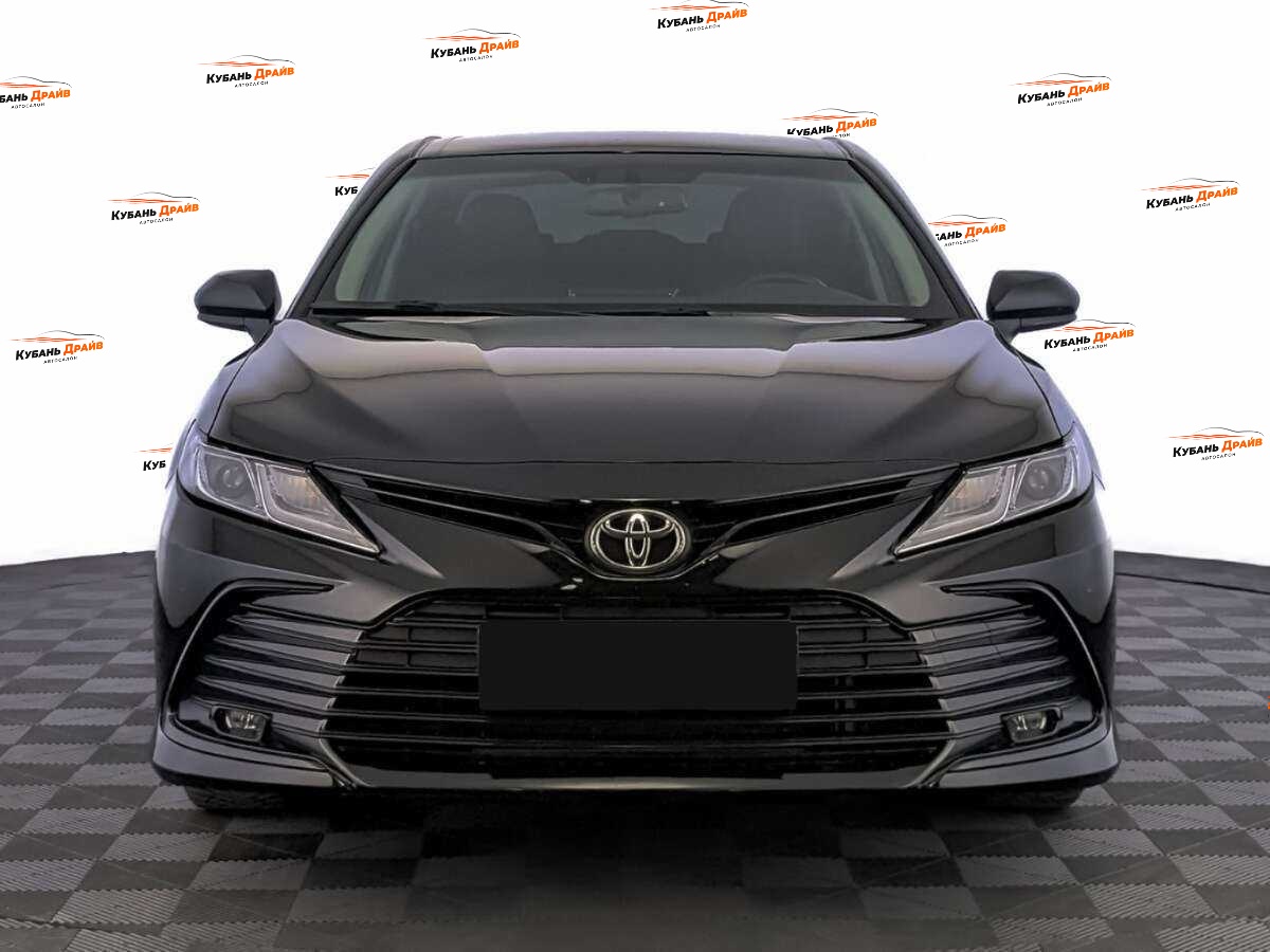 Toyota Camry 2022 года с пробегом. Фото: #1