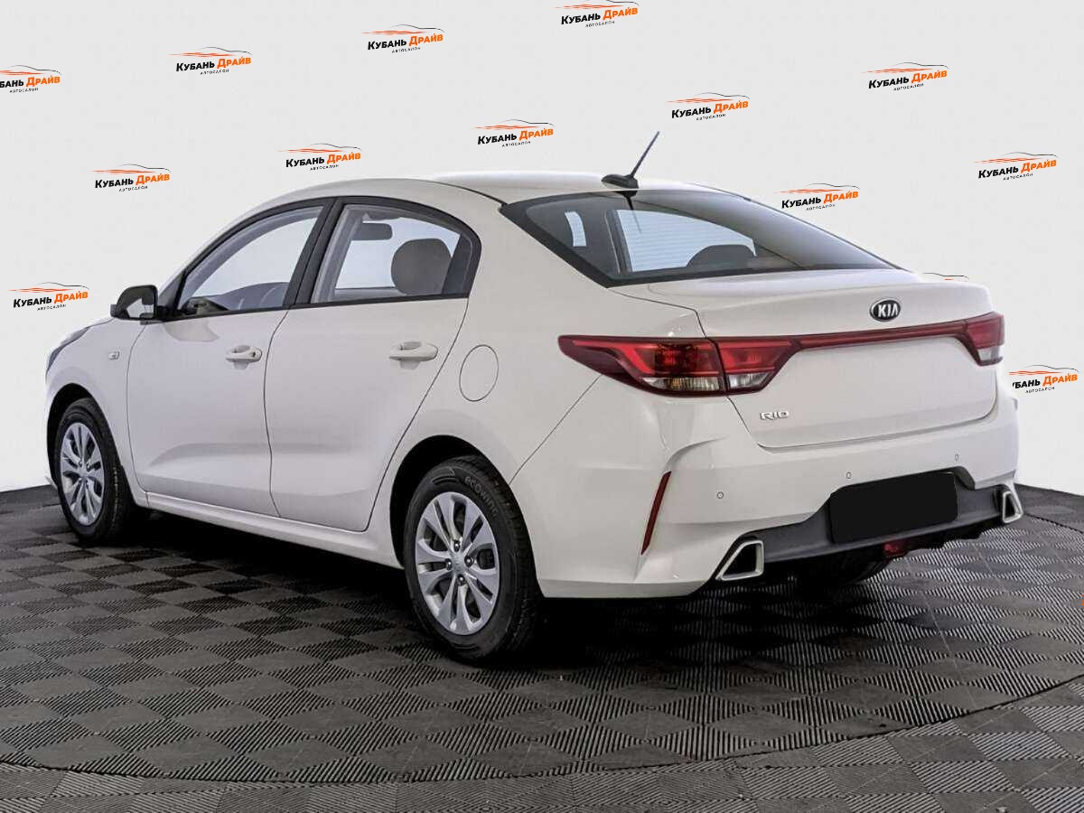 Kia Rio 2021 года с пробегом. Фото: #6