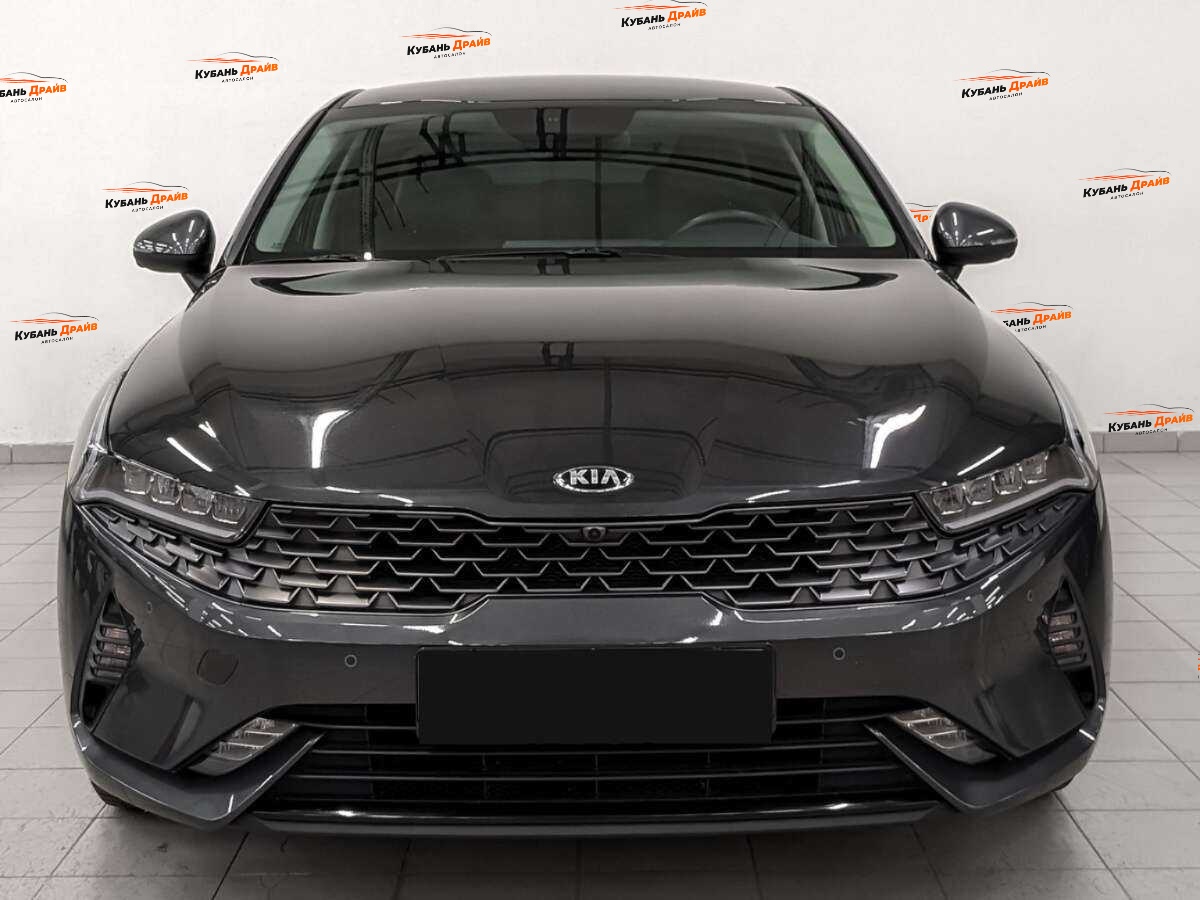 Kia K5 2021 года с пробегом. Фото: #1