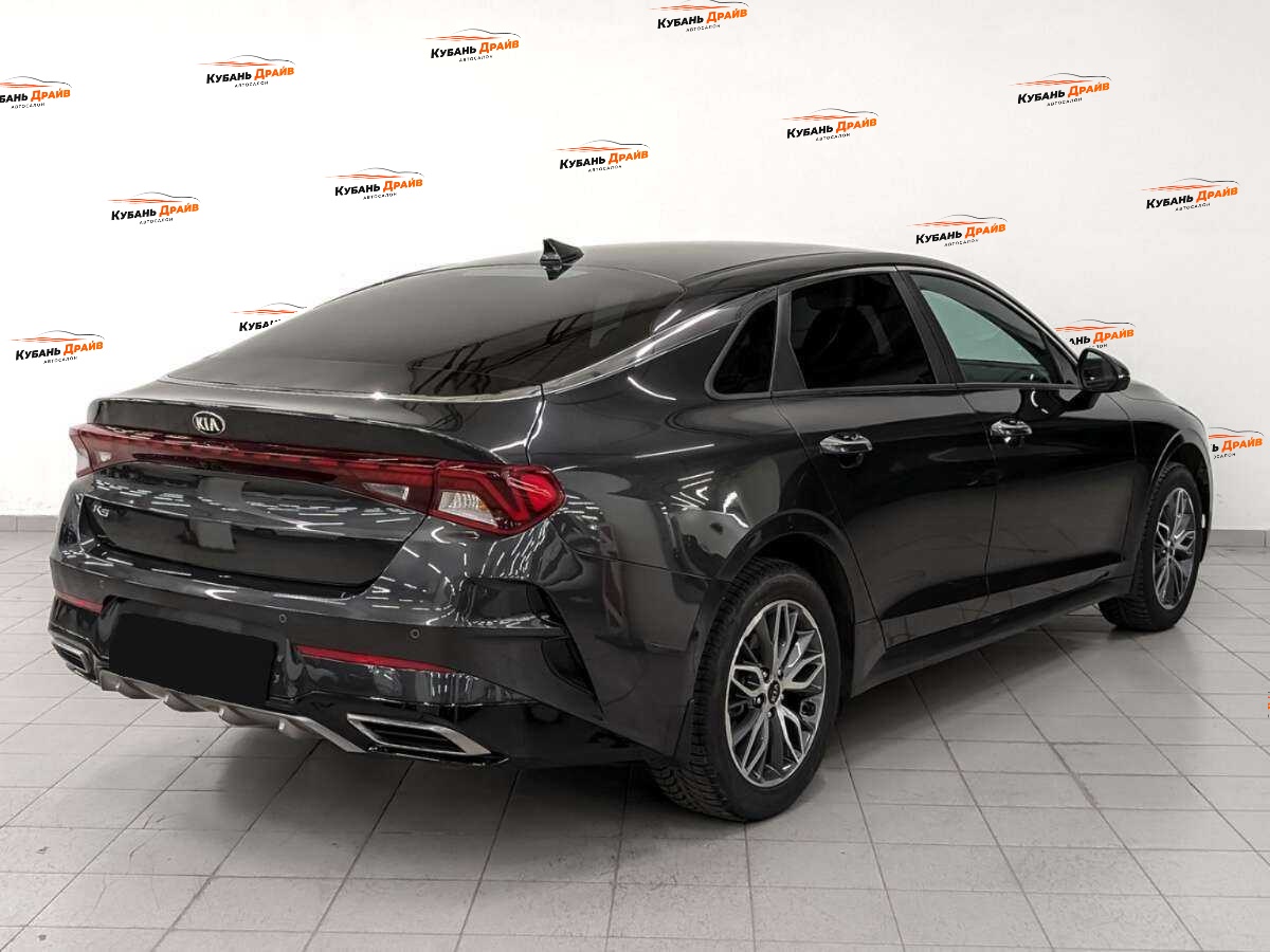 Kia K5 2021 года с пробегом. Фото: #4