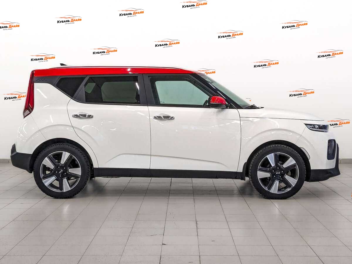 Kia Soul 2021 года с пробегом. Фото: #3