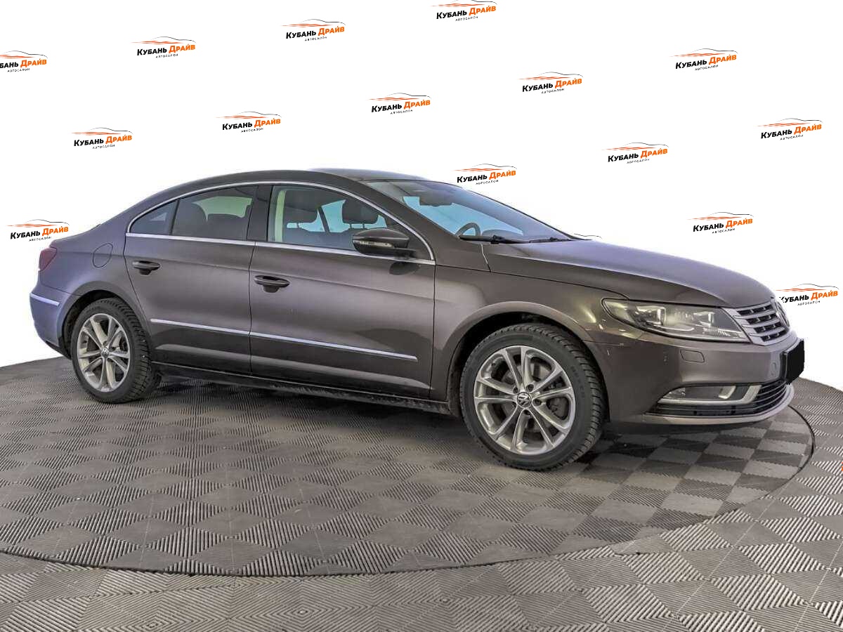 Volkswagen Passat CC 2012 года с пробегом. Фото: #2
