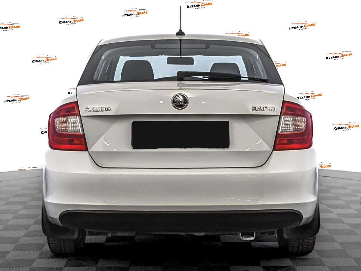 Skoda Rapid 2017 года с пробегом. Фото: #4