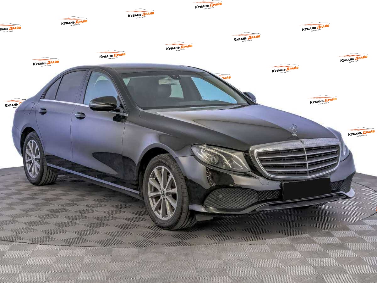 Mercedes-Benz E-Класс 2018 года с пробегом. Фото: #2
