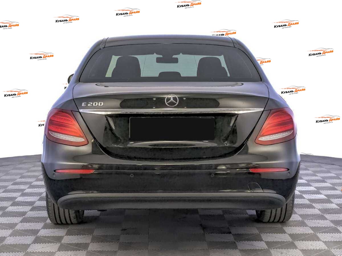 Mercedes-Benz E-Класс 2018 года с пробегом. Фото: #5