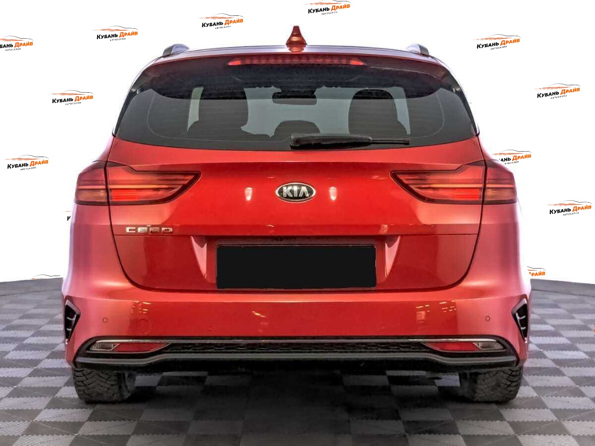 Kia Ceed 2020 года с пробегом. Фото: #5