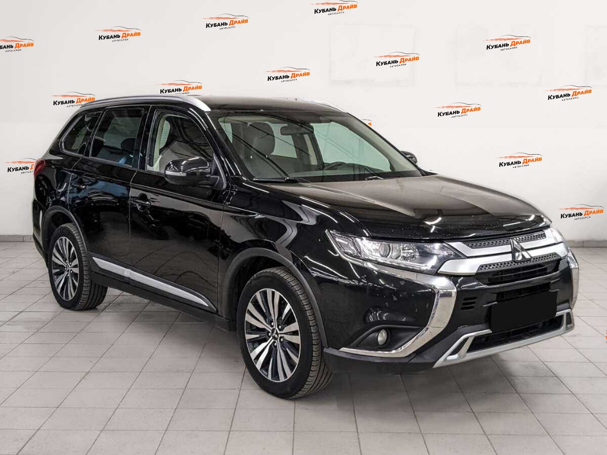 Mitsubishi Outlander 2020 года с пробегом. Фото: #2