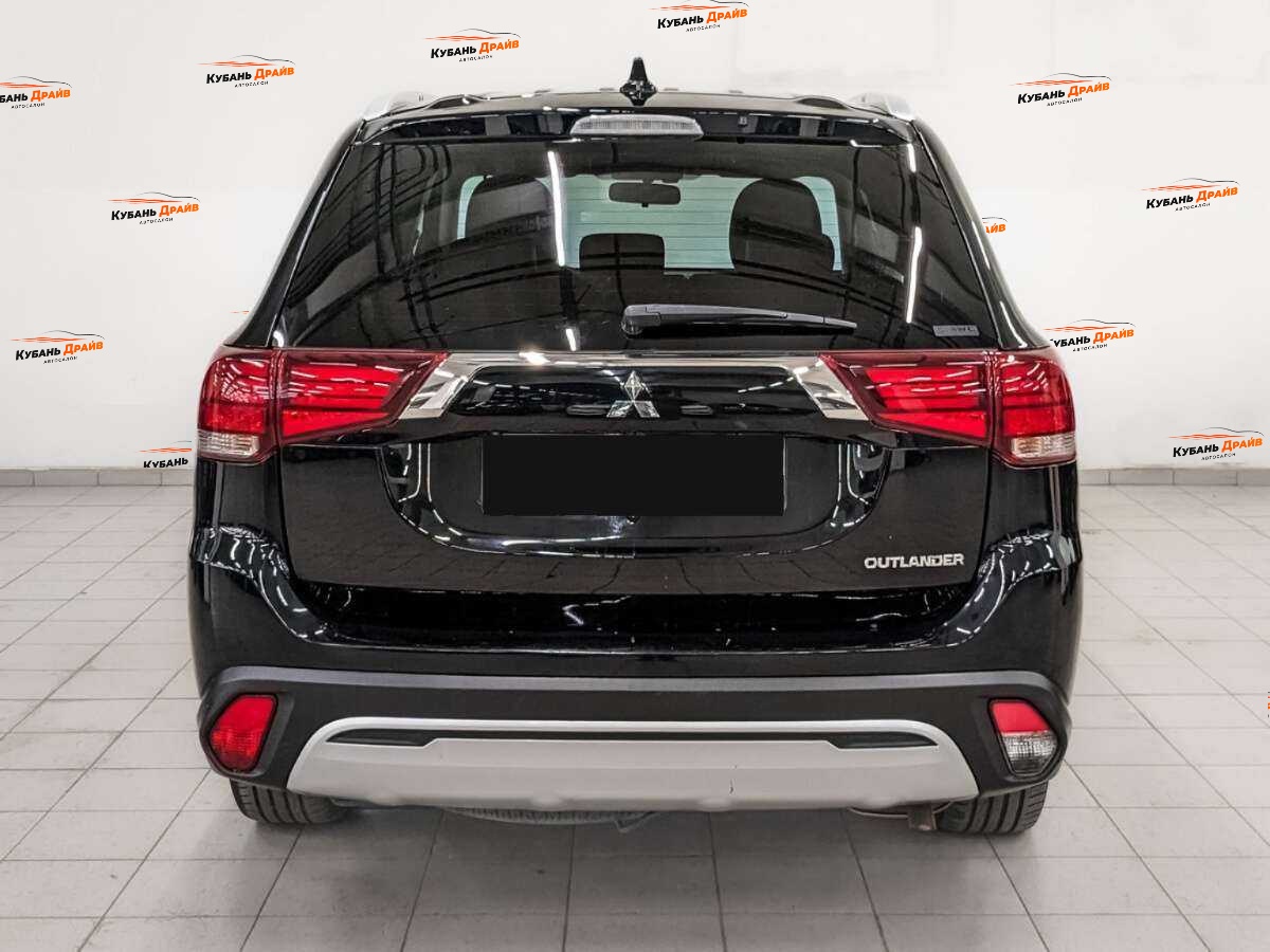 Mitsubishi Outlander 2020 года с пробегом. Фото: #5