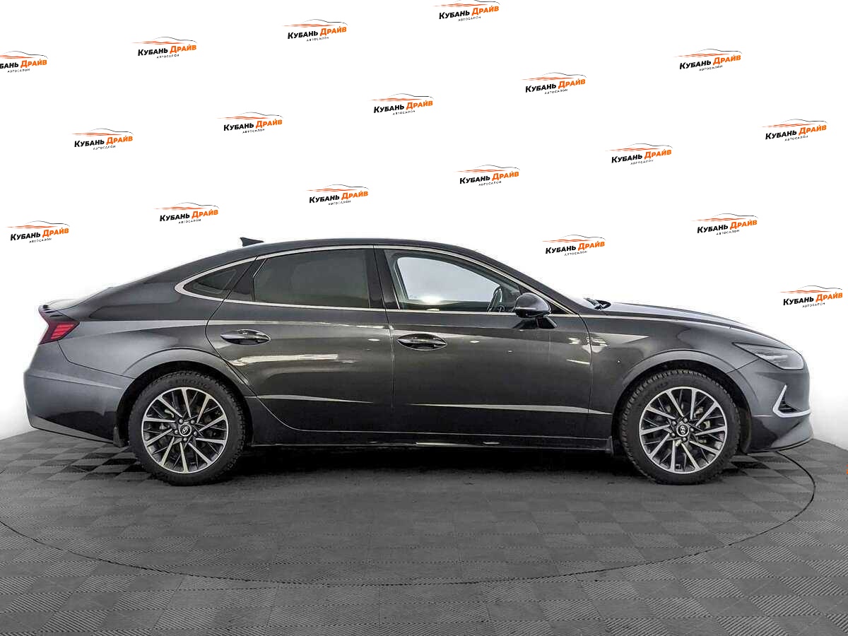 Hyundai Sonata 2022 года с пробегом. Фото: #3