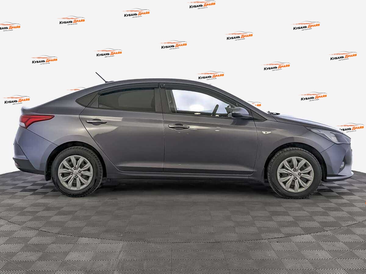 Hyundai Solaris 2021 года с пробегом. Фото: #3