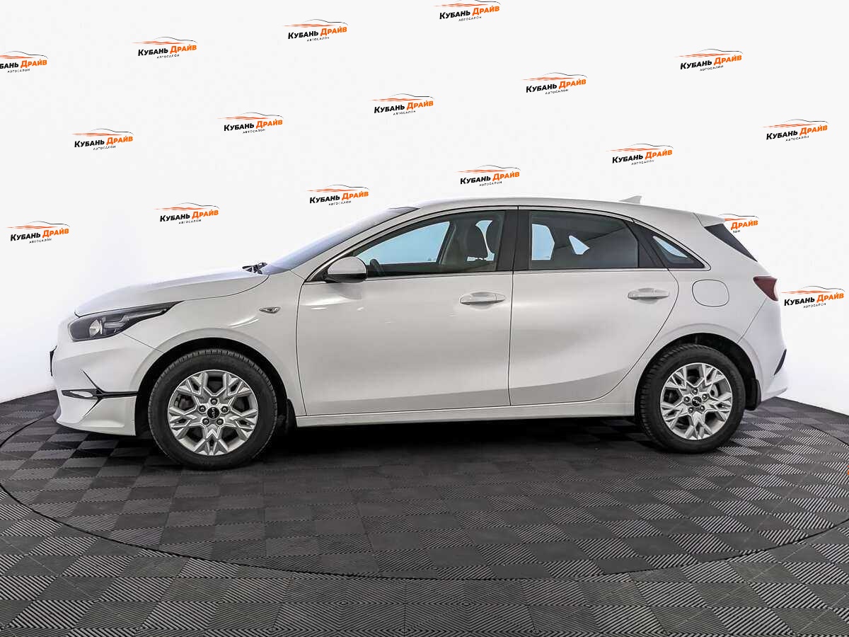 Kia Ceed 2022 года с пробегом. Фото: #7