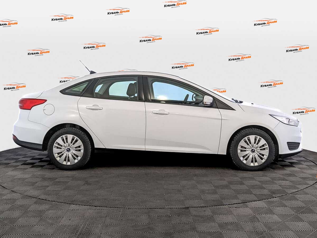 Ford Focus 2018 года с пробегом. Фото: #3