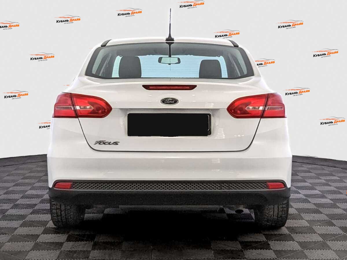 Ford Focus 2018 года с пробегом. Фото: #5
