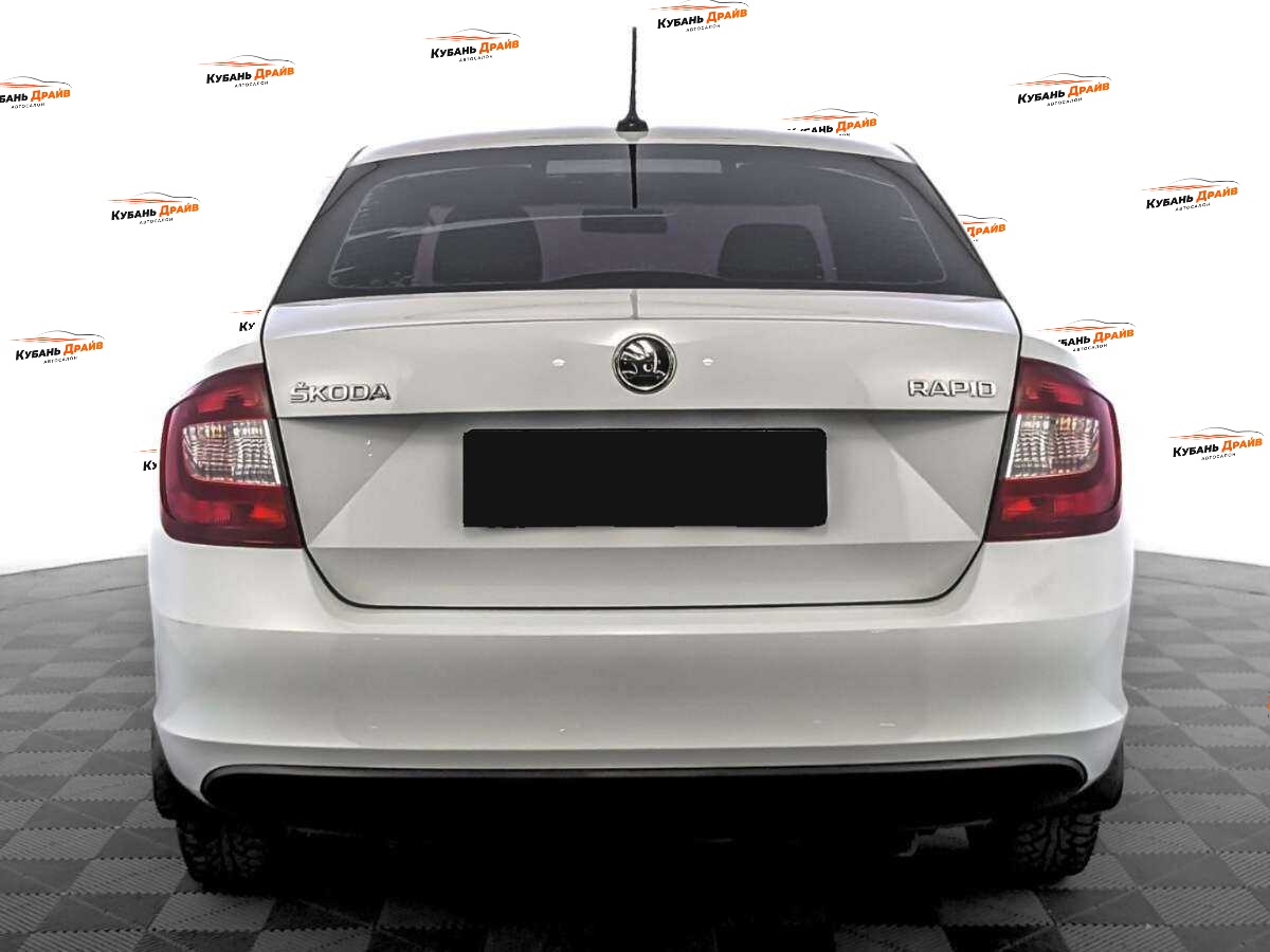 Skoda Rapid 2017 года с пробегом. Фото: #5