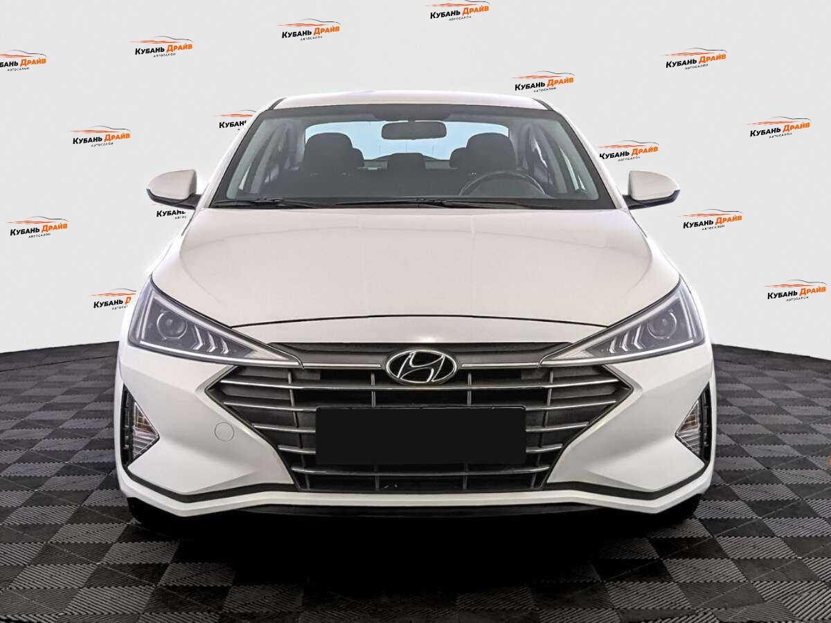 Hyundai Elantra 2020 года с пробегом. Фото: #1