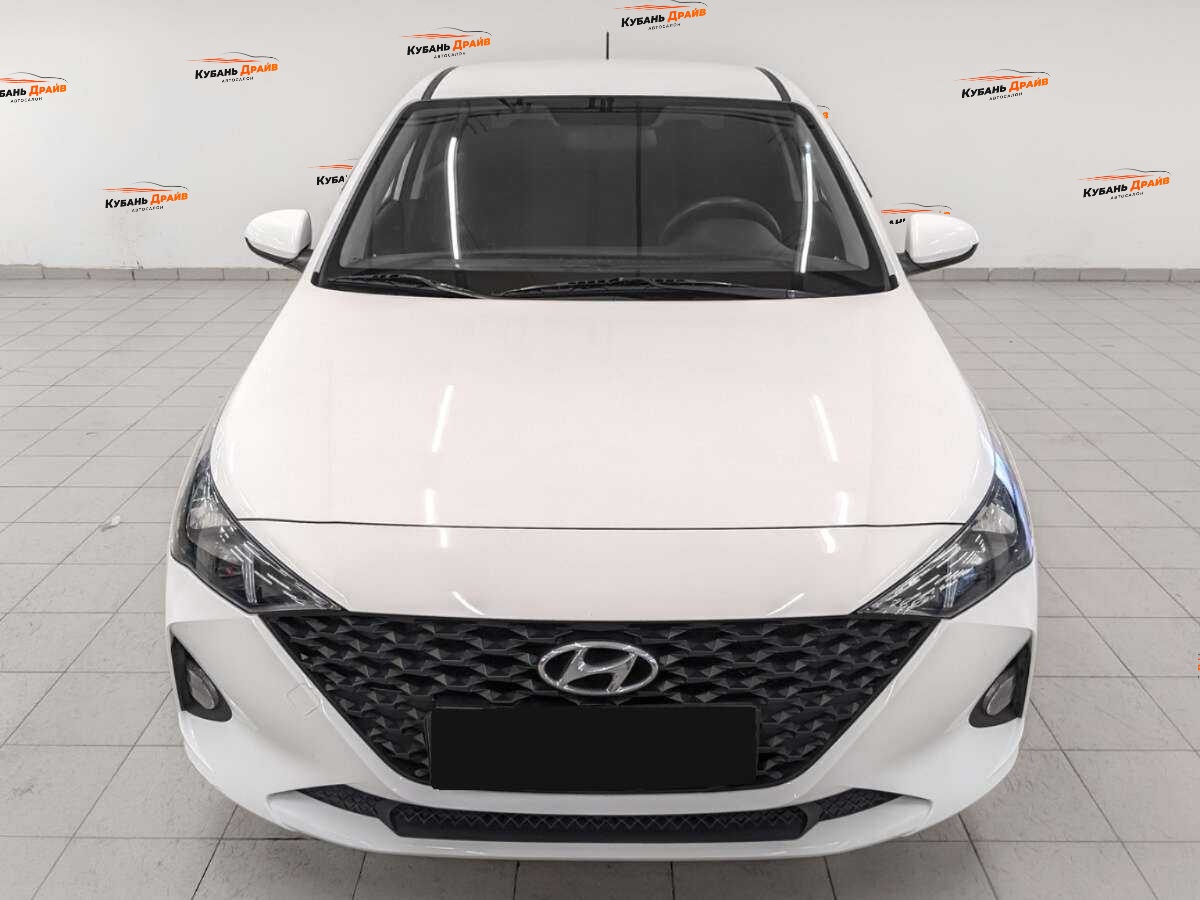 Hyundai Solaris 2021 года с пробегом. Фото: #1