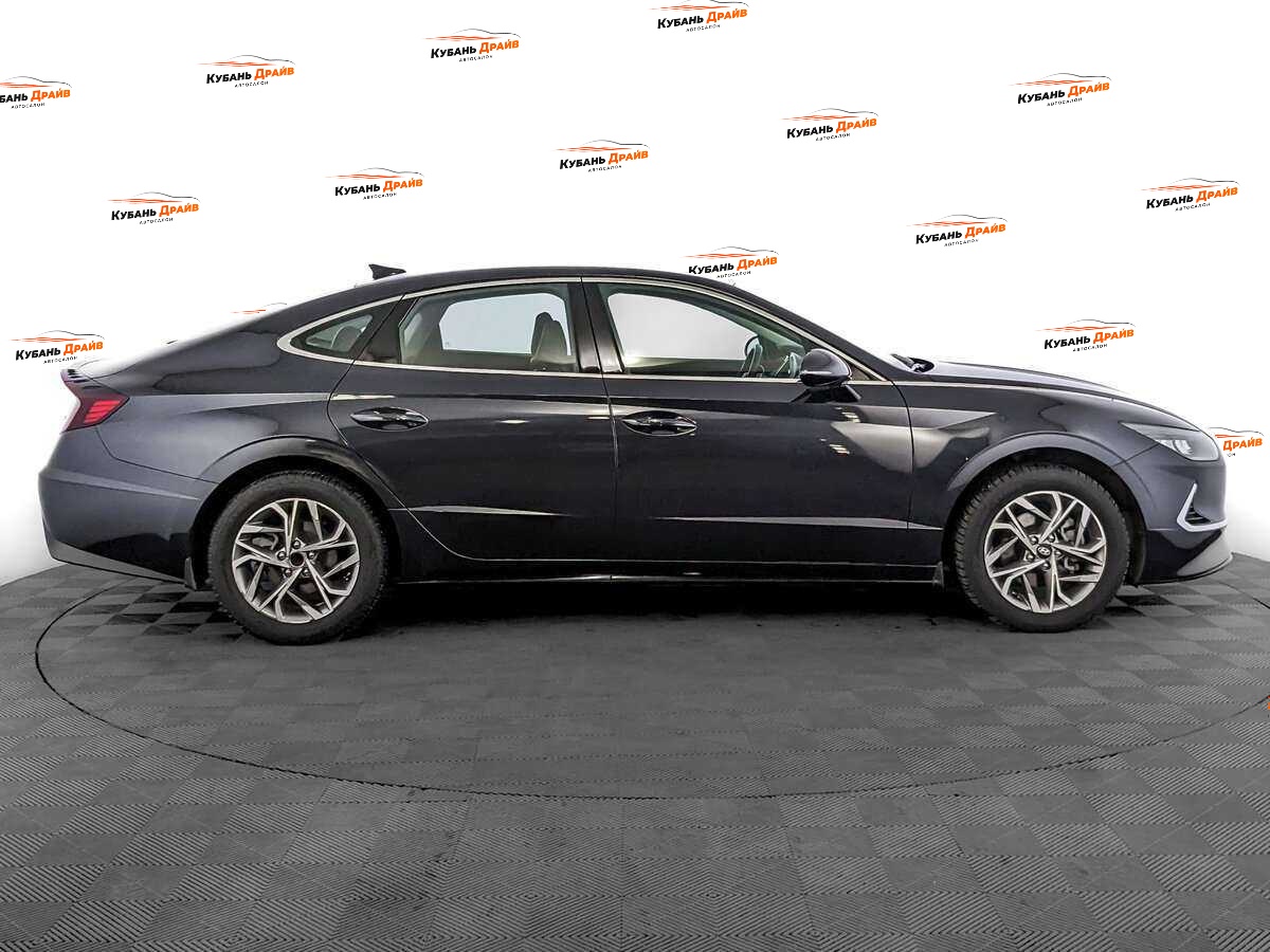 Hyundai Sonata 2021 года с пробегом. Фото: #3