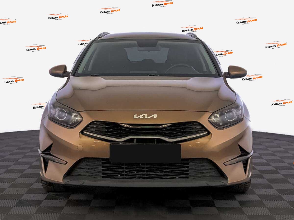 Kia Ceed 2021 года с пробегом. Фото: #1