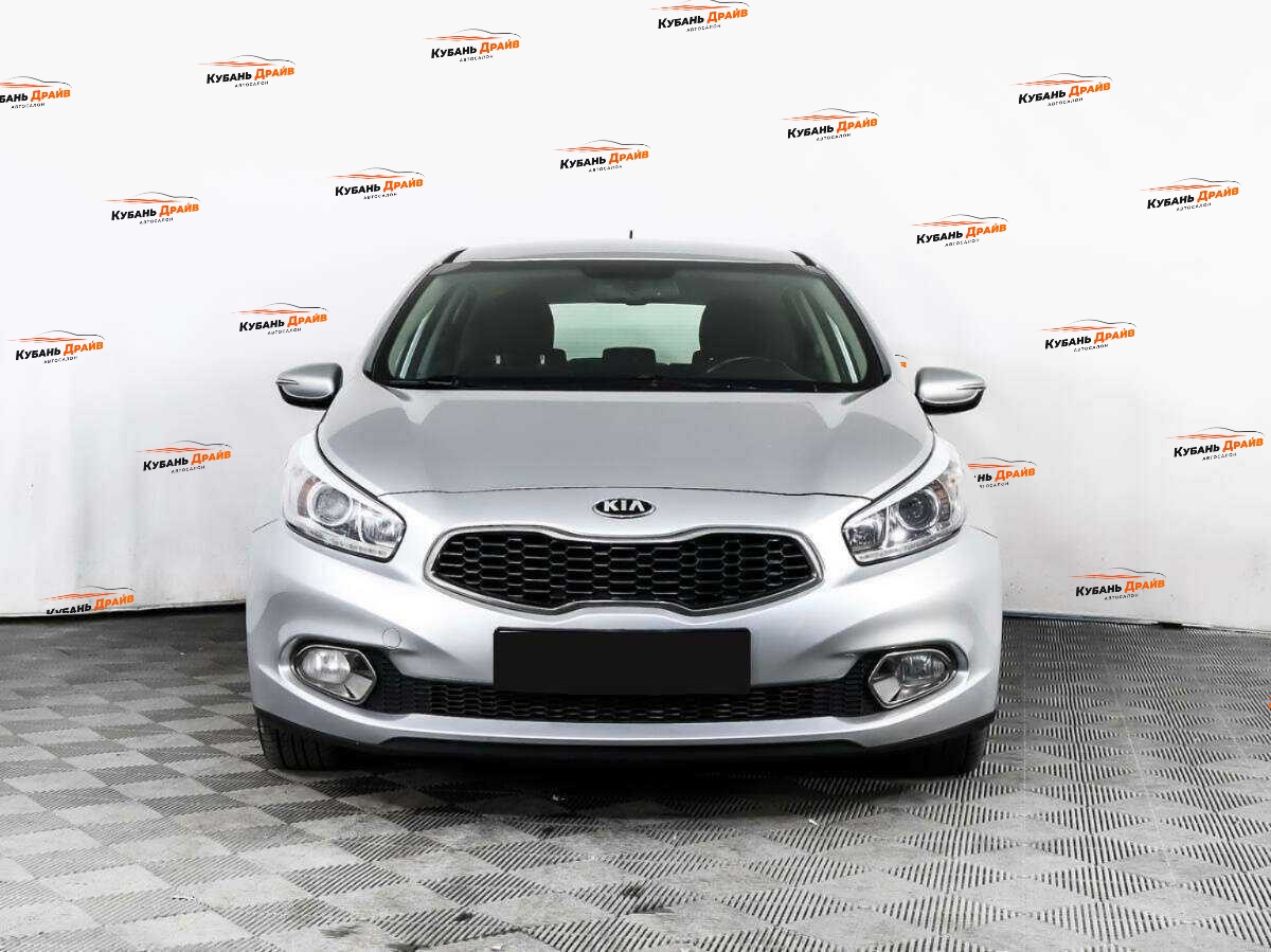 Kia Ceed 2013 года с пробегом. Фото: #1
