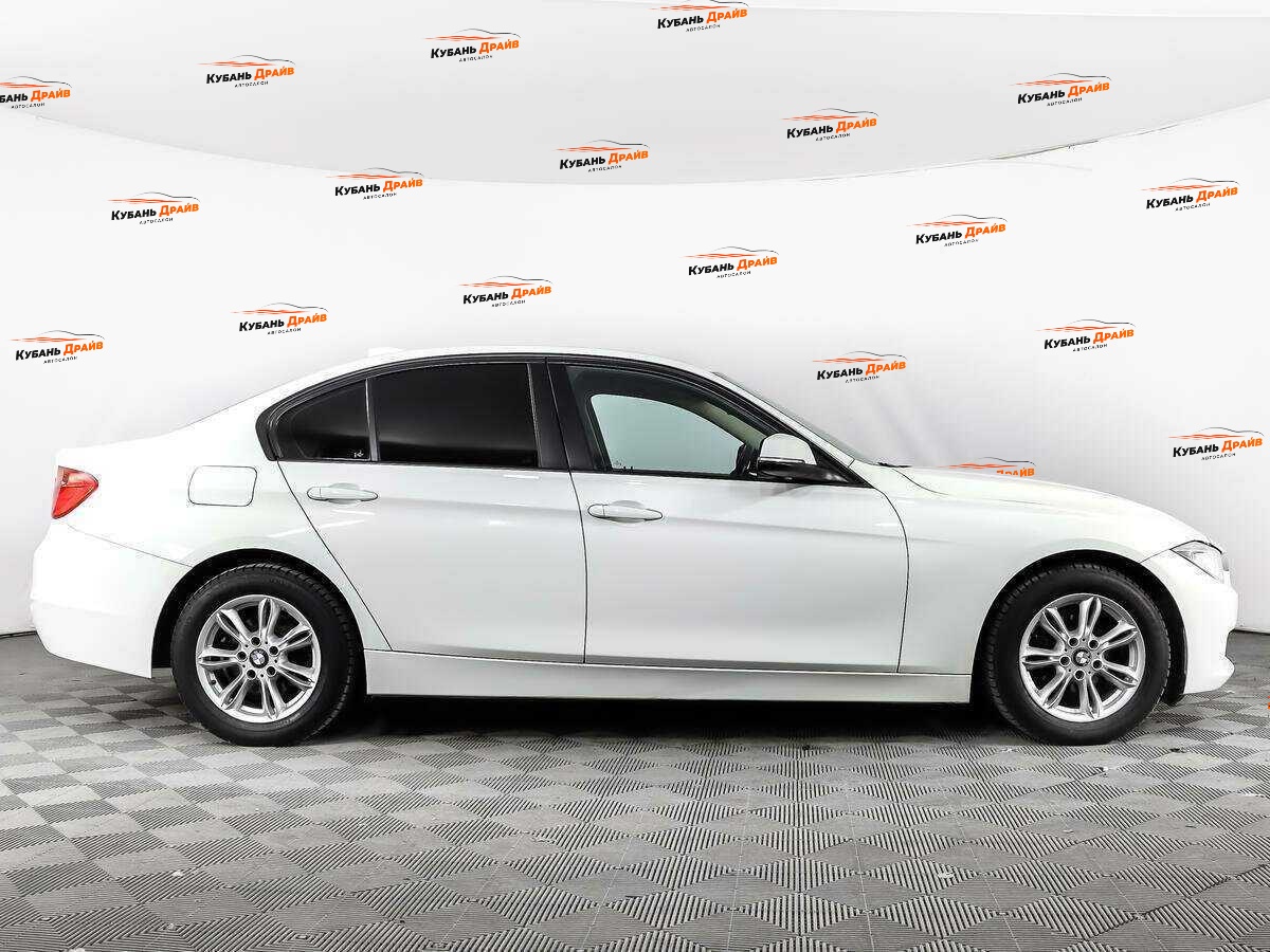 BMW 3 серии 2013 года с пробегом. Фото: #3
