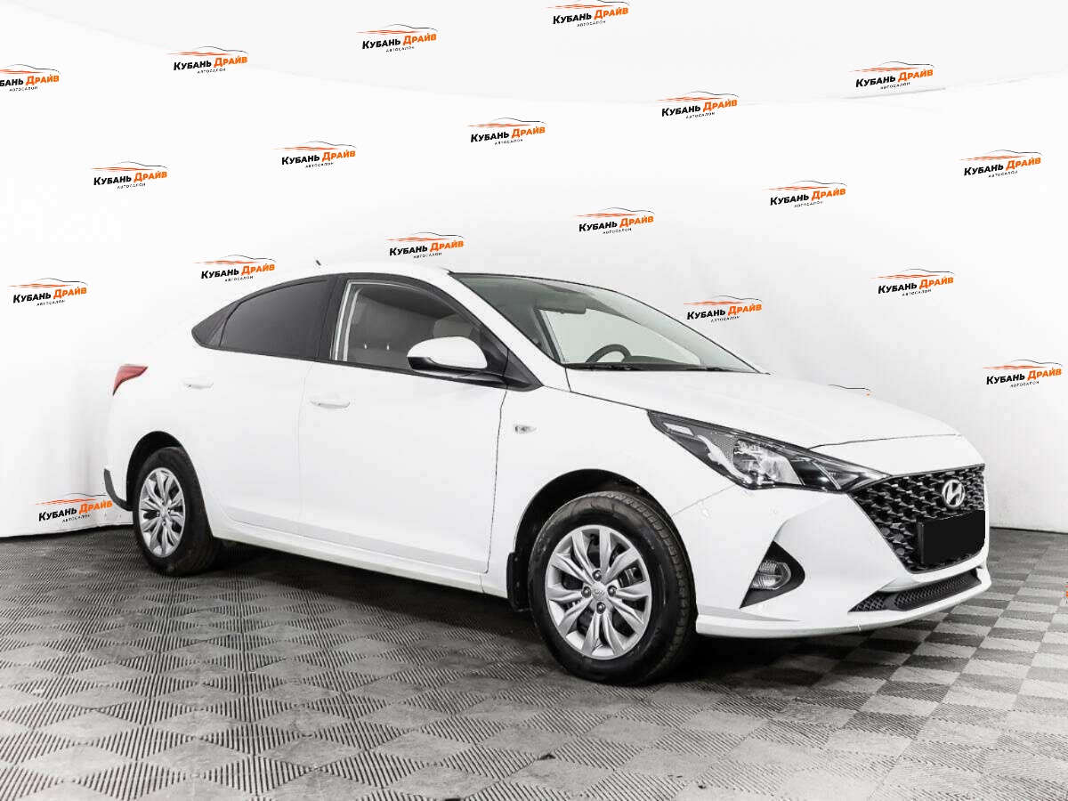 Hyundai Solaris 2020 года с пробегом. Фото: #2