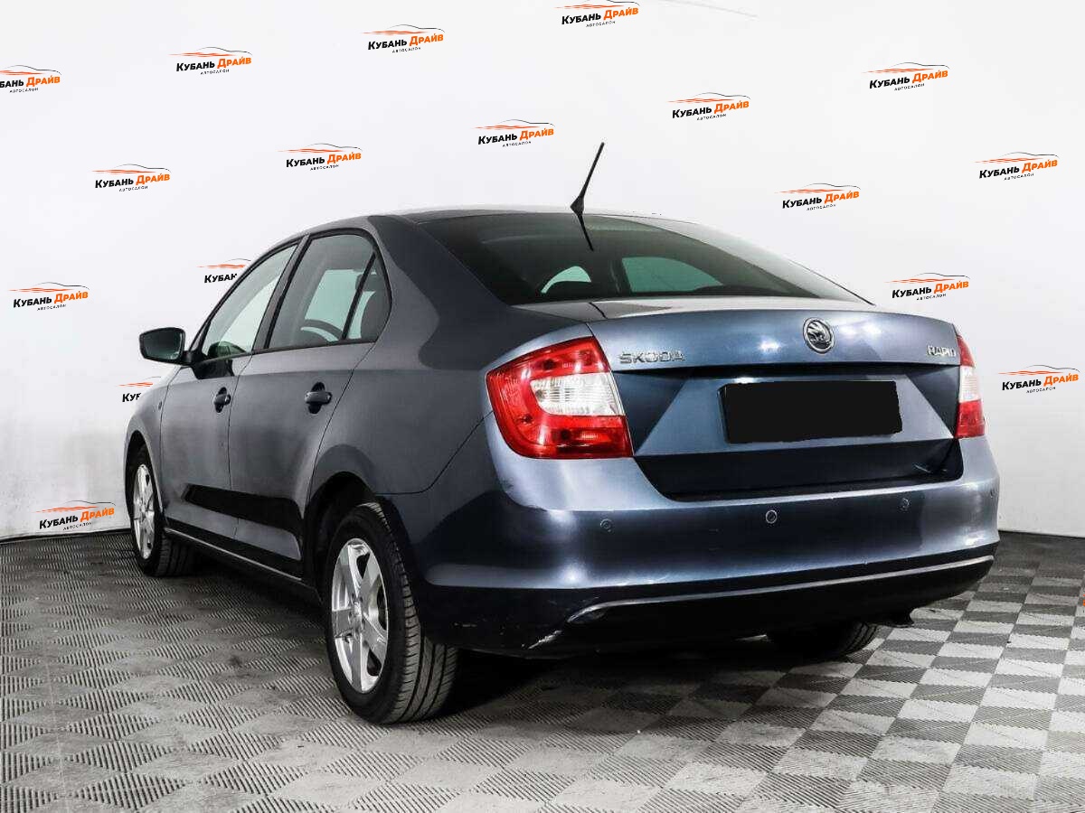 Skoda Rapid 2014 года с пробегом. Фото: #5