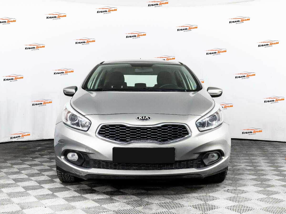 Kia Ceed 2013 года с пробегом. Фото: #1