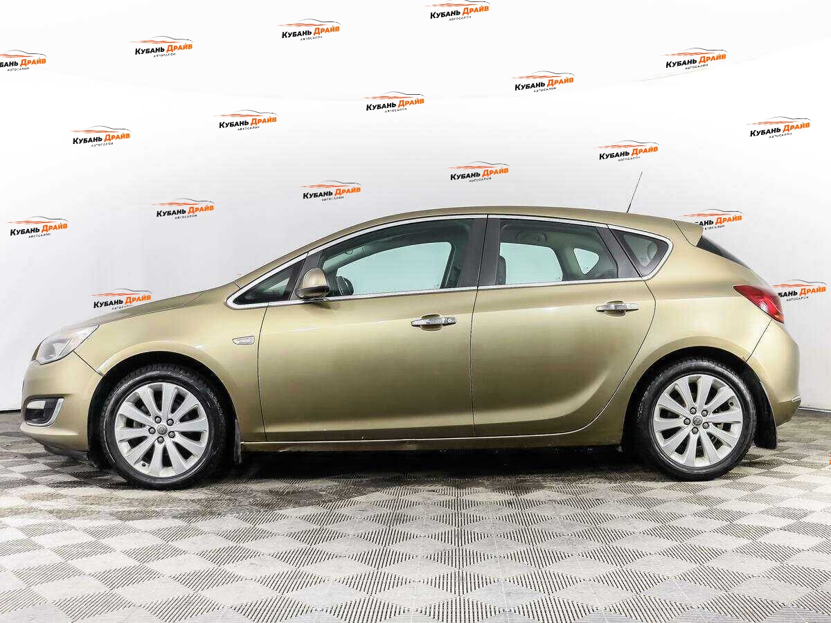 Opel Astra 2013 года с пробегом. Фото: #7