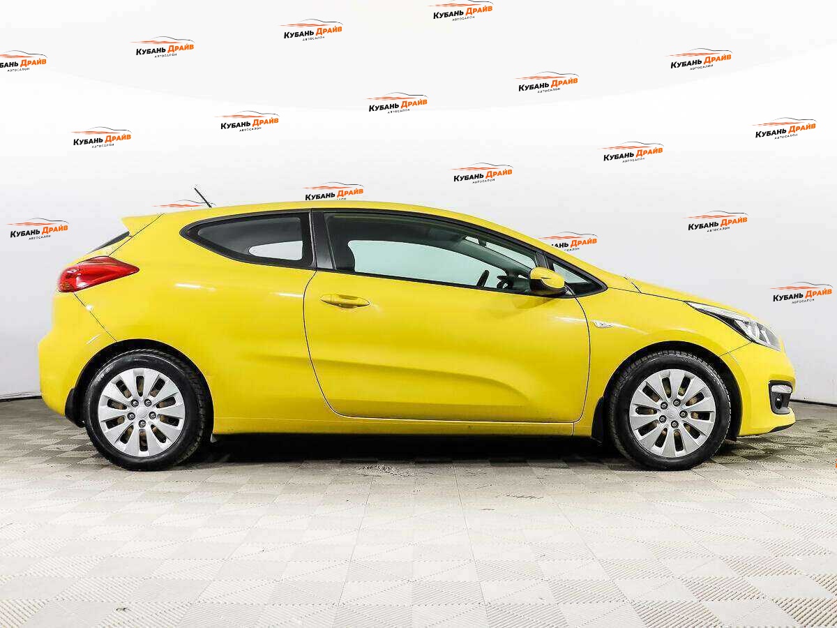 Kia Ceed 2015 года с пробегом. Фото: #3