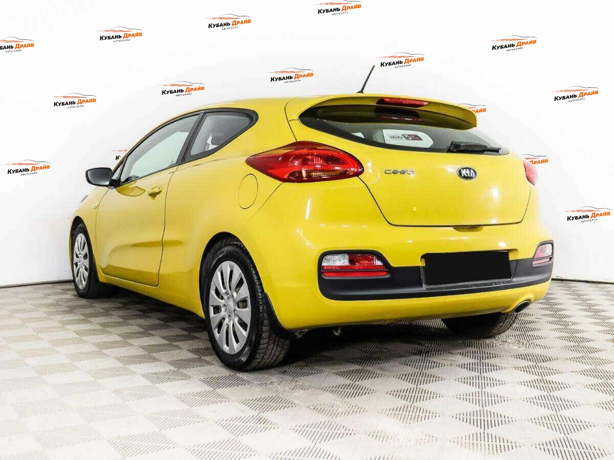 Kia Ceed 2015 года с пробегом. Фото: #6