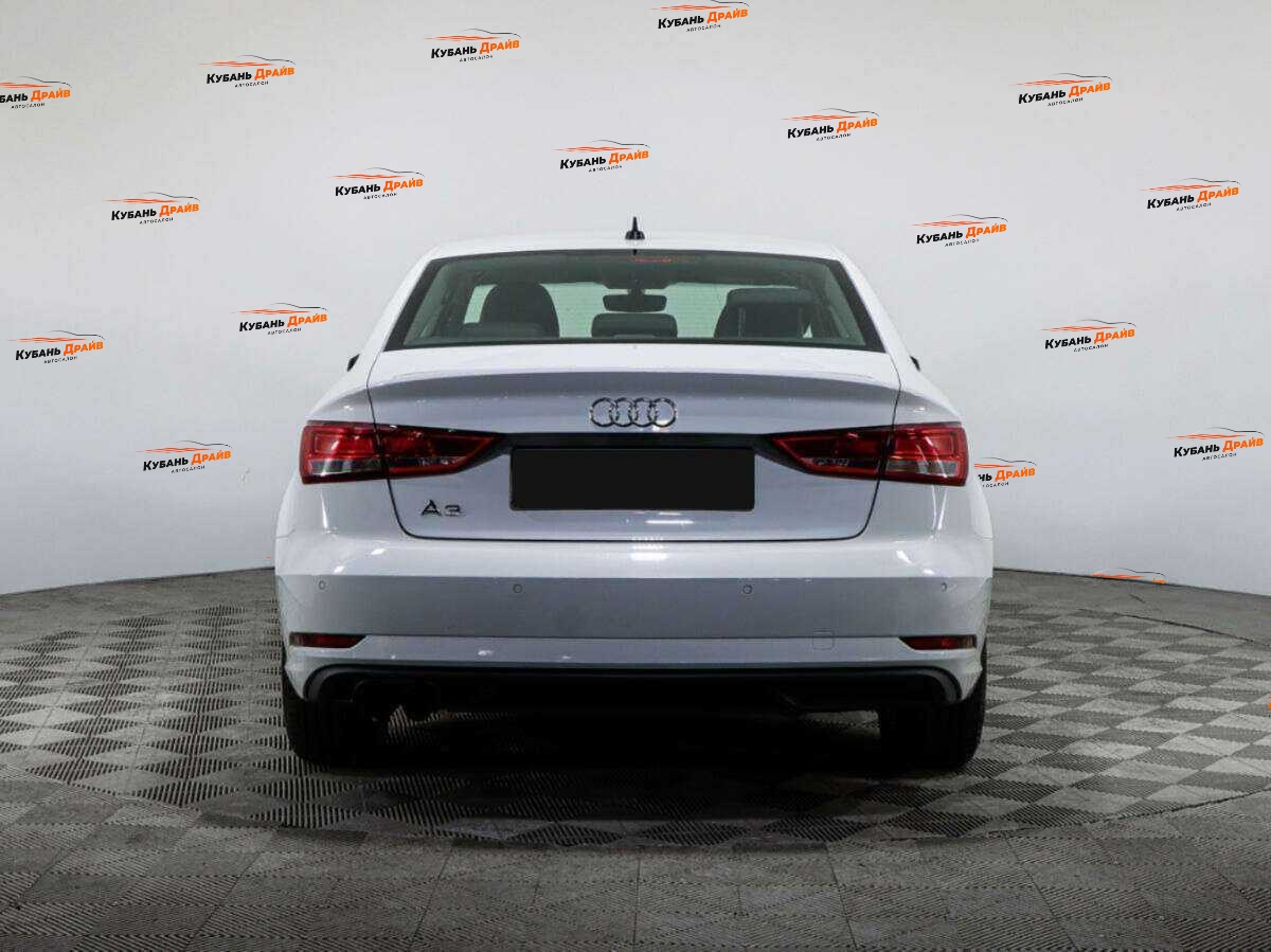 Audi A3 2019 года с пробегом. Фото: #4