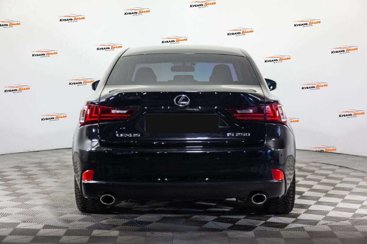 Lexus IS 2014 года с пробегом. Фото: #5