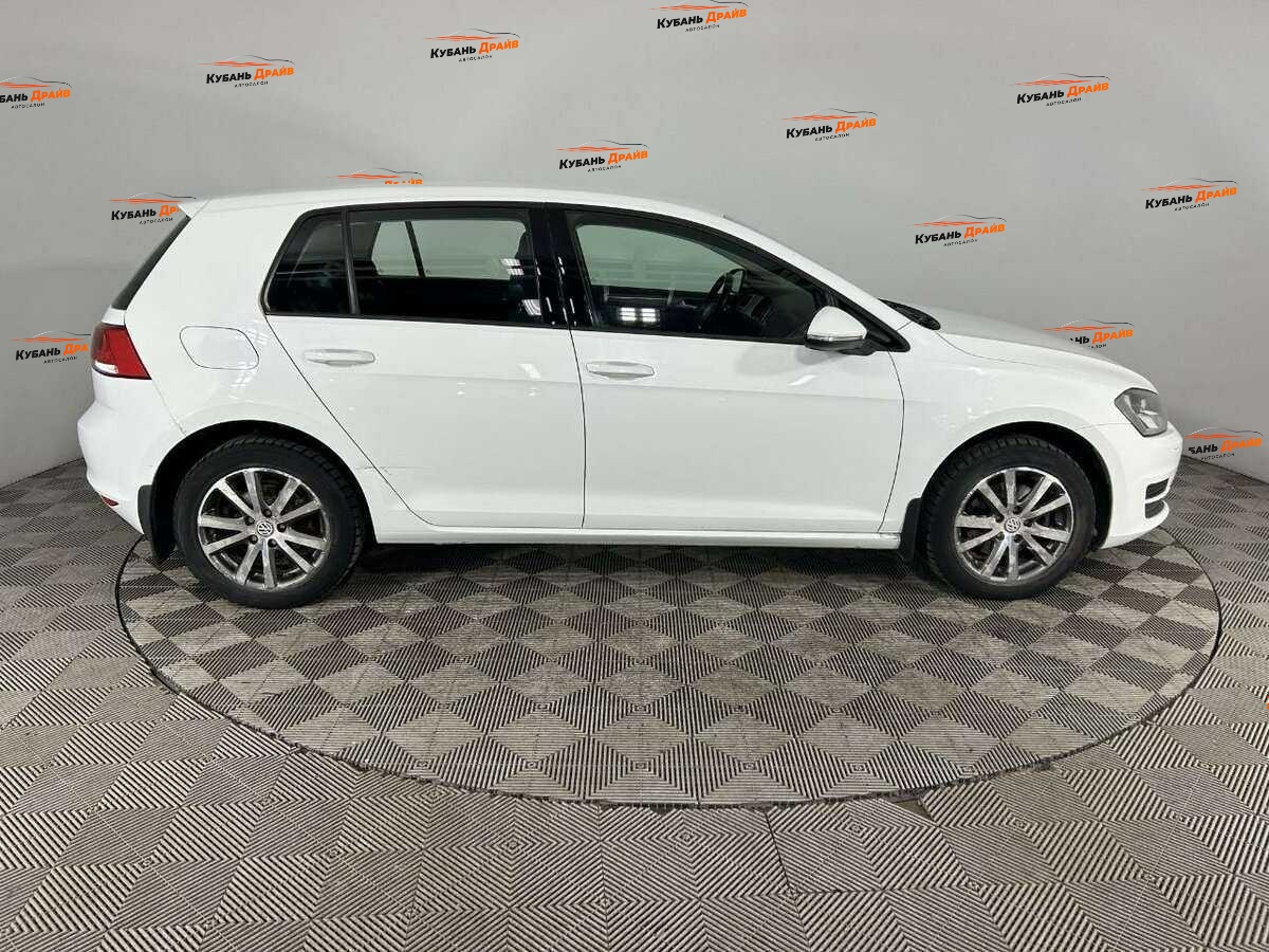 Volkswagen Golf 2015 года с пробегом. Фото: #3