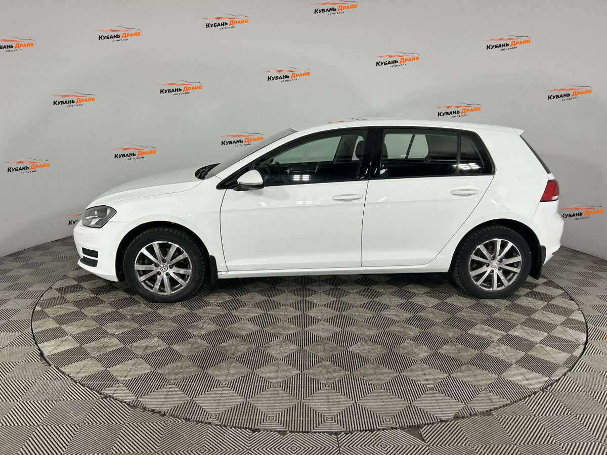 Volkswagen Golf 2015 года с пробегом. Фото: #4