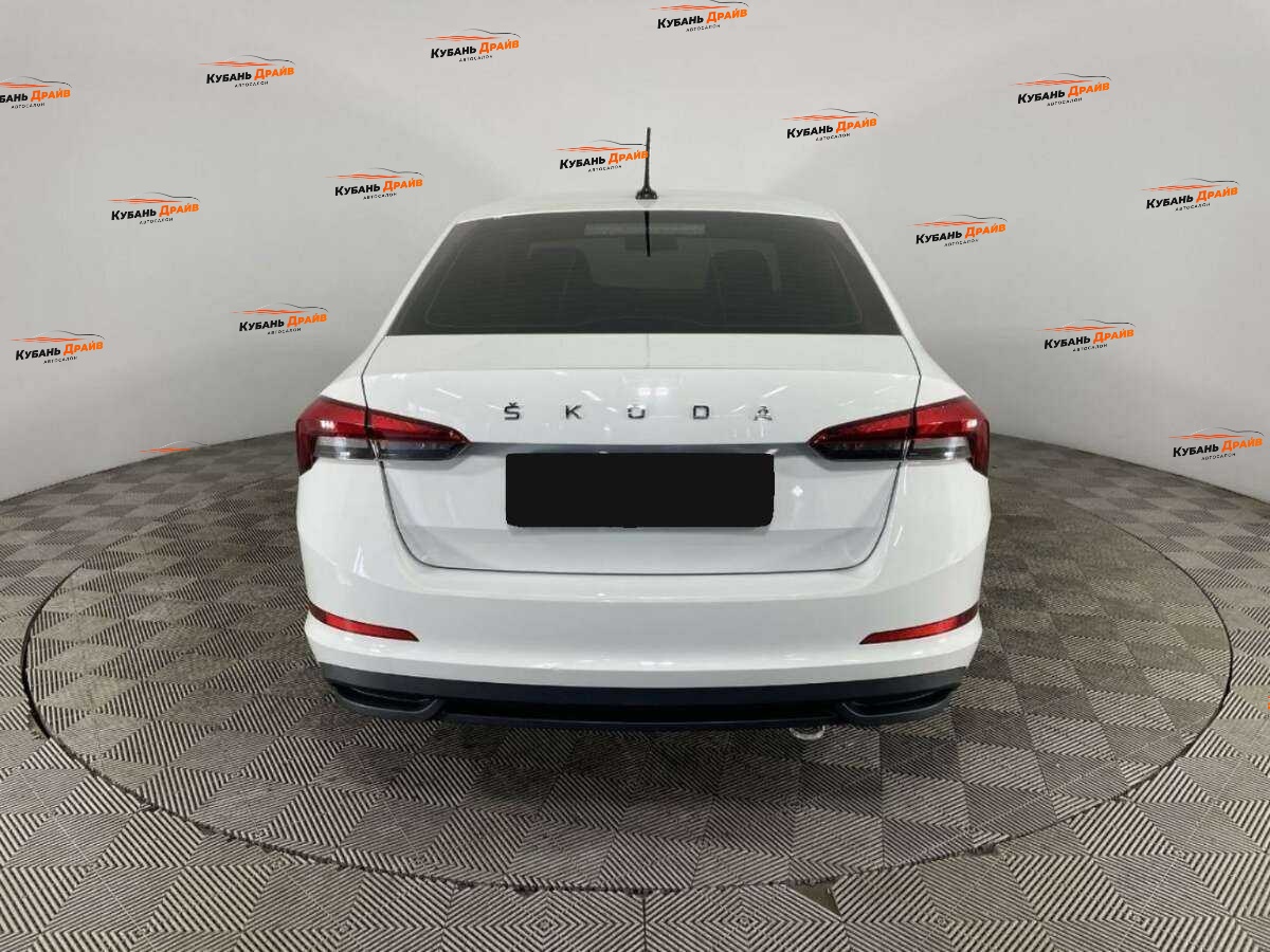 Skoda Rapid 2021 года с пробегом. Фото: #2