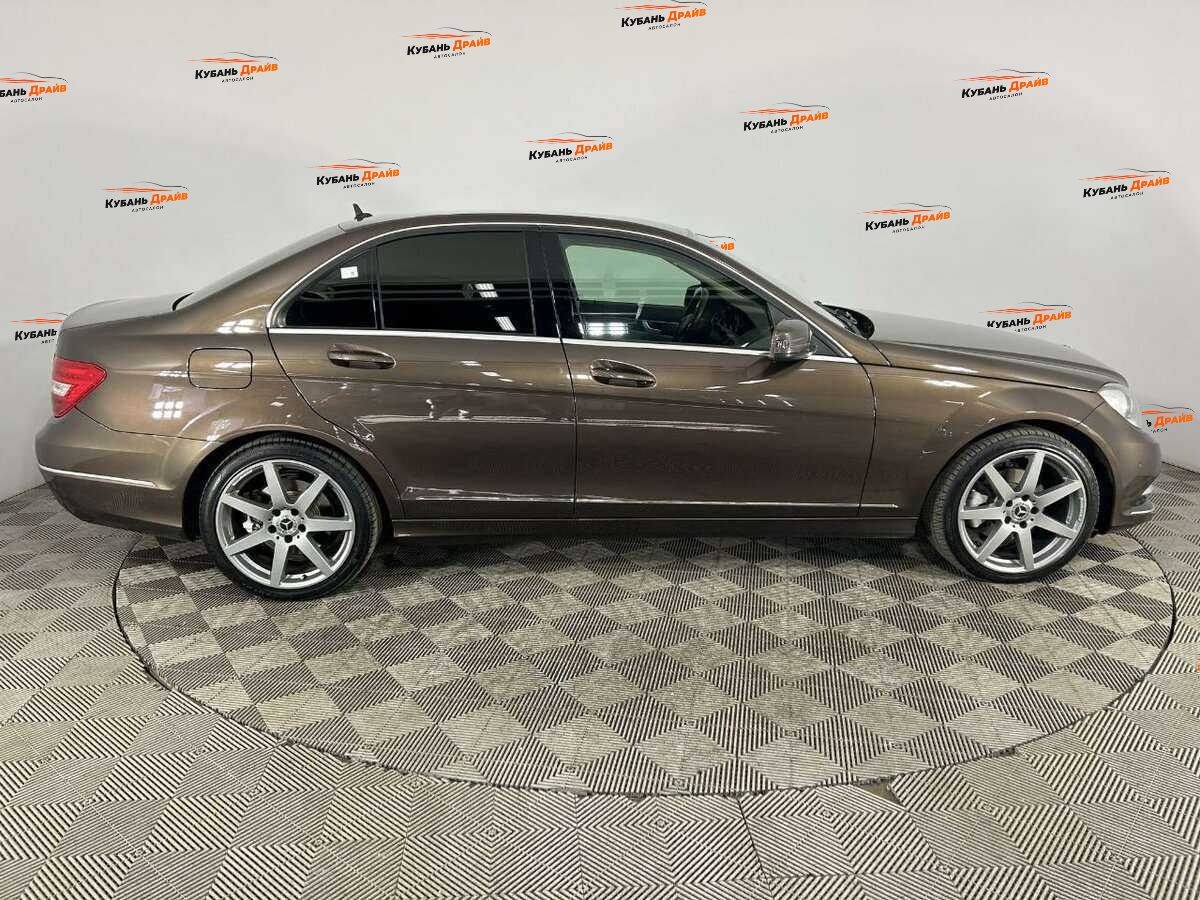 Mercedes-Benz C-Класс 2013 года с пробегом. Фото: #2