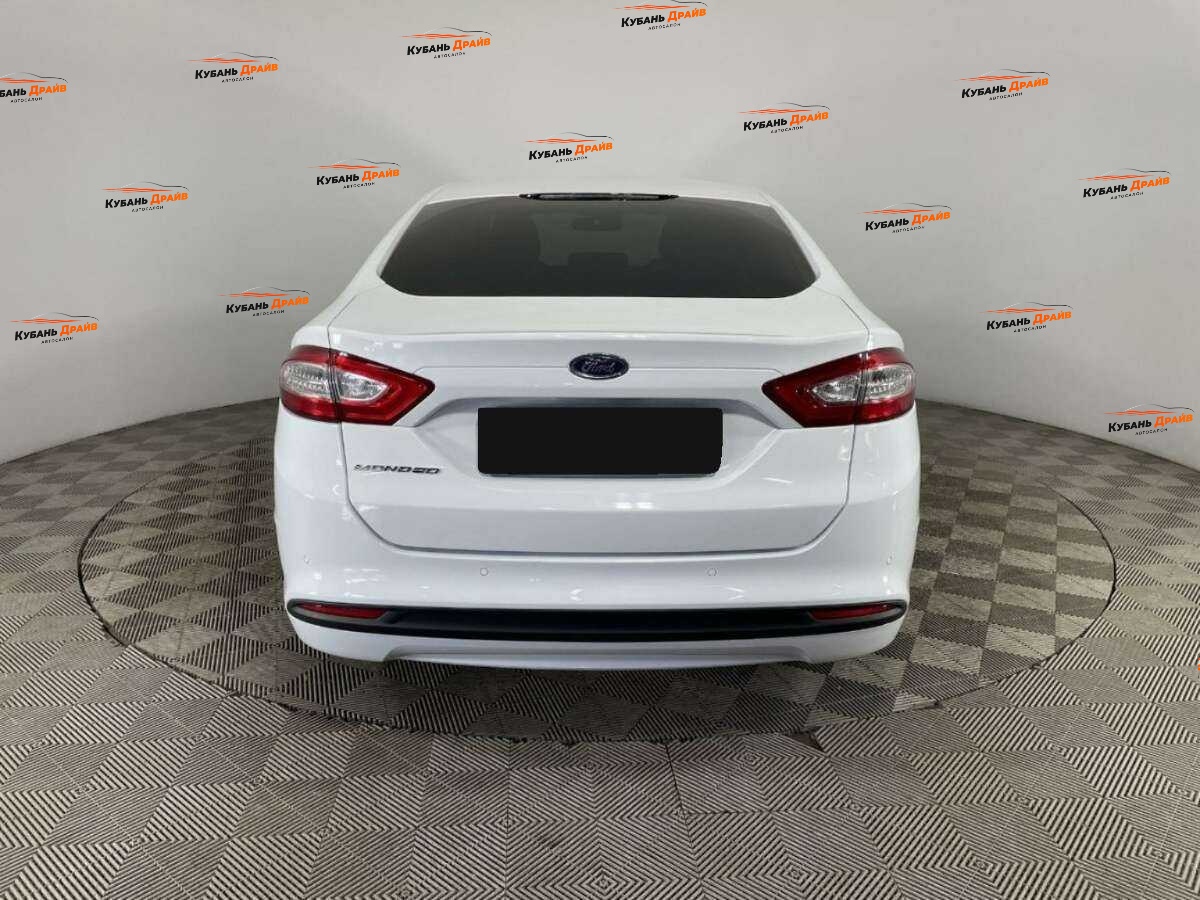 Ford Mondeo 2015 года с пробегом. Фото: #2