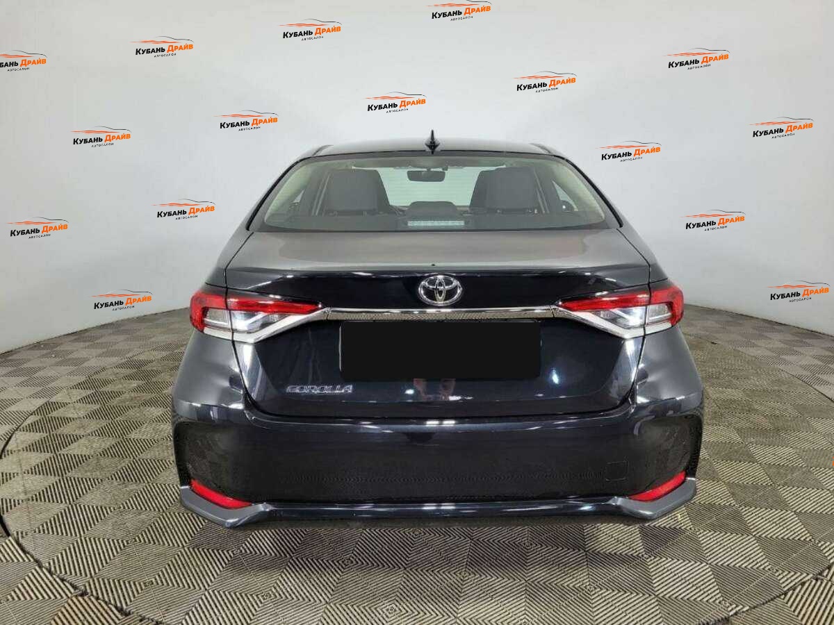 Toyota Corolla 2019 года с пробегом. Фото: #2