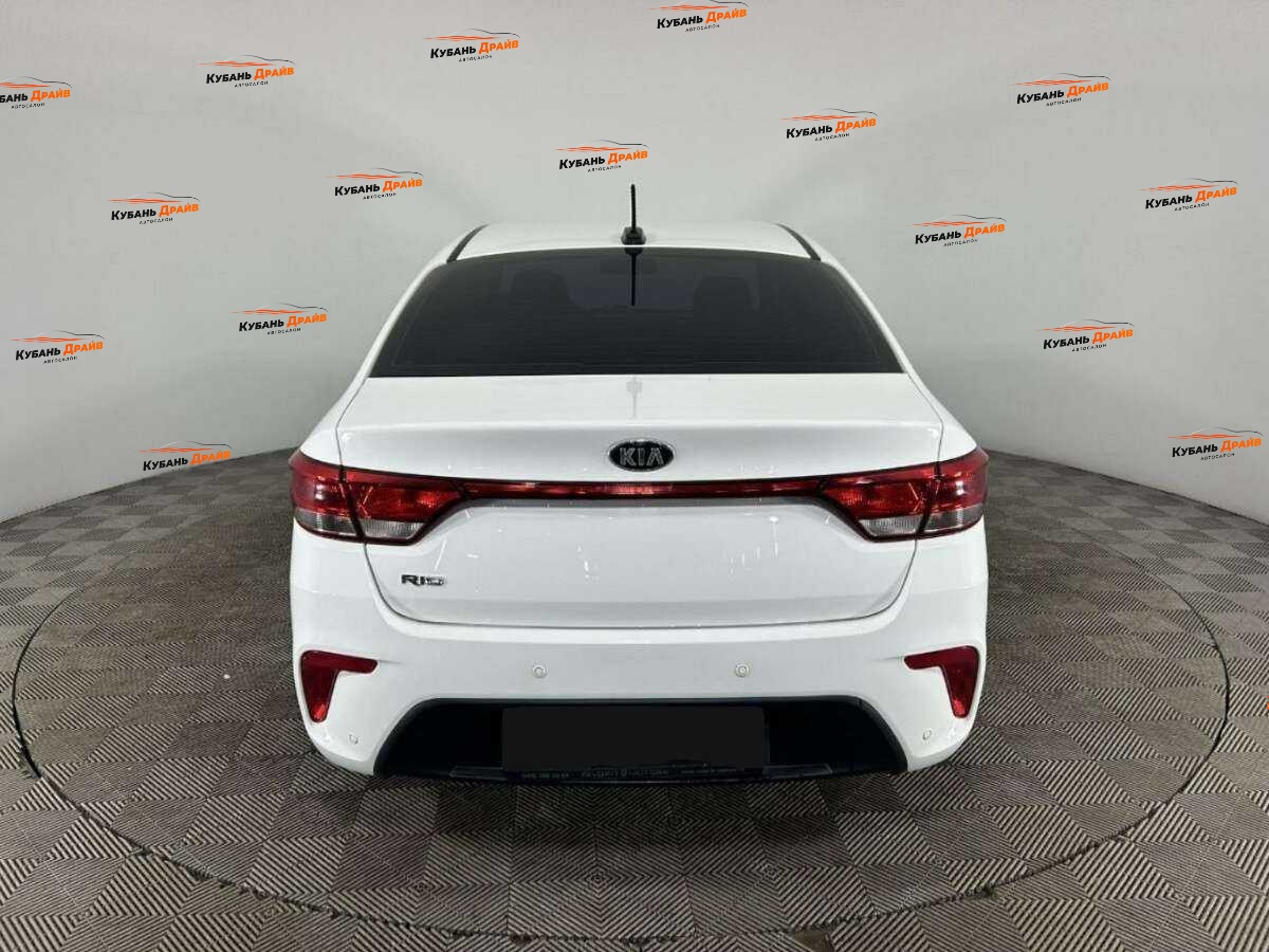 Kia Rio 2018 года с пробегом. Фото: #2