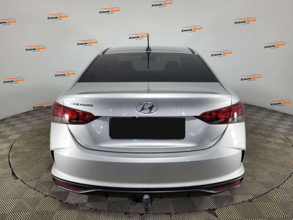 Hyundai Solaris 2021 года с пробегом. Фото: #2