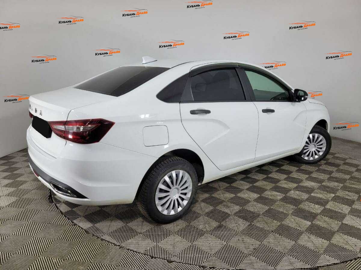 Lada (ВАЗ) Vesta 2023 года с пробегом. Фото: #5