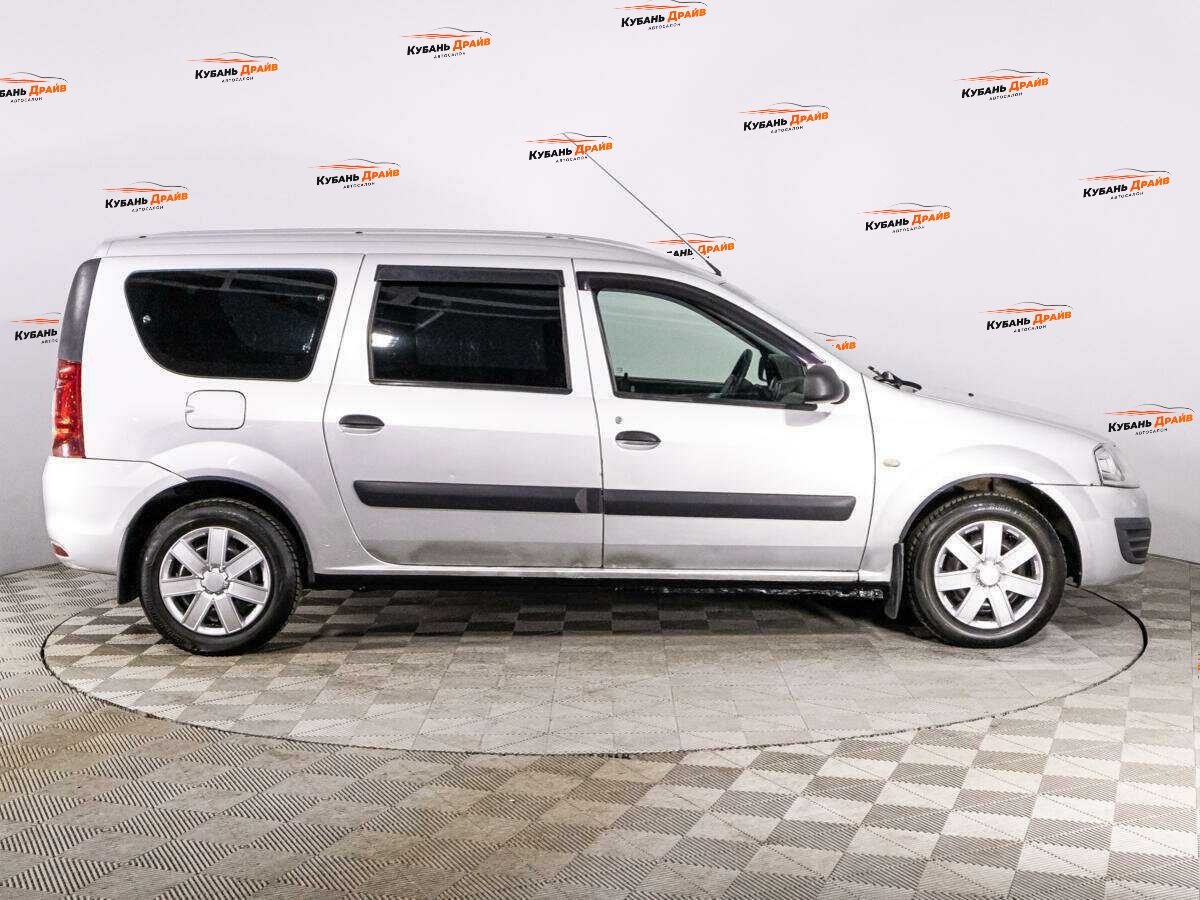 Lada (ВАЗ) Largus 2015 года с пробегом. Фото: #3