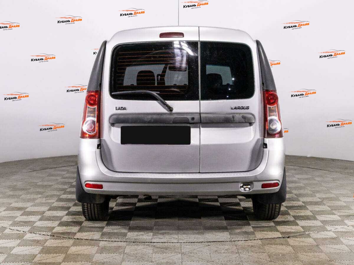 Lada (ВАЗ) Largus 2015 года с пробегом. Фото: #5